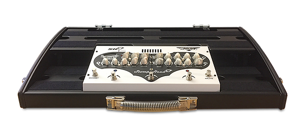 Amplifier in pedalboard